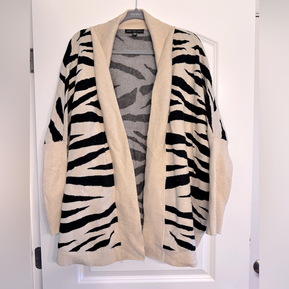 Sweater, zebra print